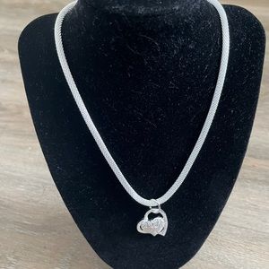 Silver hear necklace